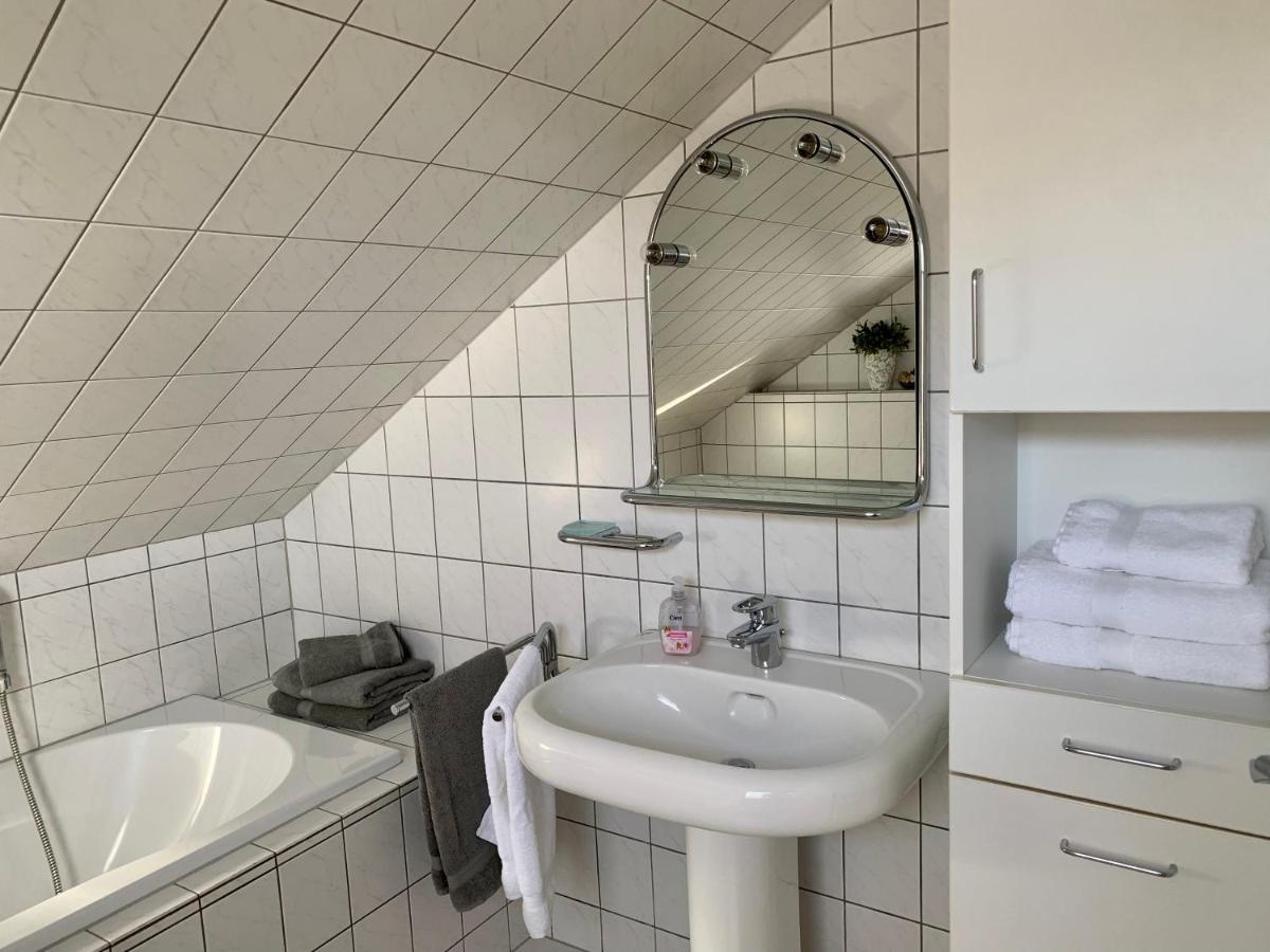 Meine Oase Ferienwohnung !!! Nicht Fuer Monteure !!! ホルン・バート・マインベルク エクステリア 写真
